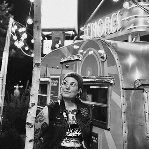 Meet your Posher, Whitney